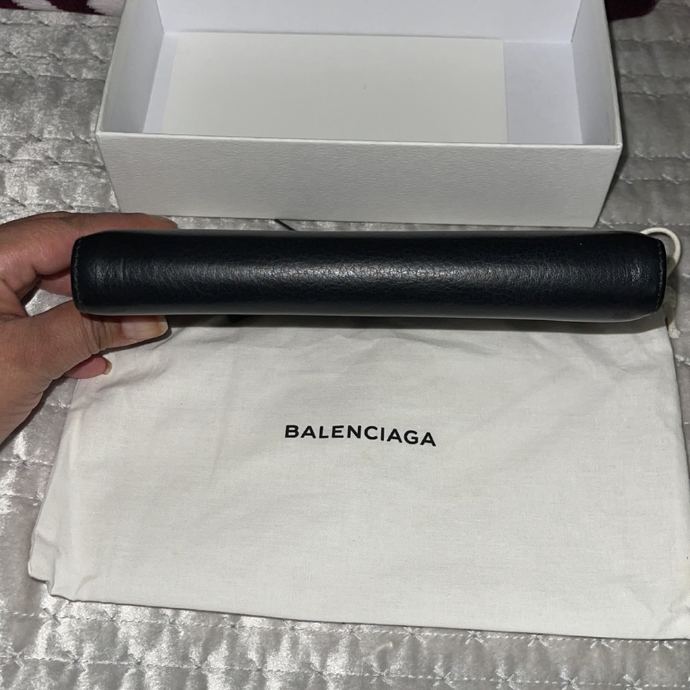 Balenciaga wallet preloved excellent condition black leather full set. - Picture 5 of 12